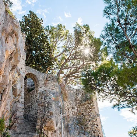 Loncar-4 By Interhome * Pisak