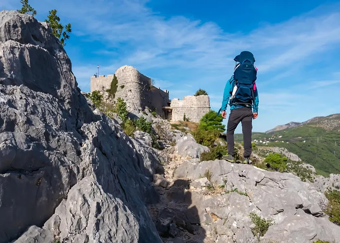 Loncar-4 By Interhome