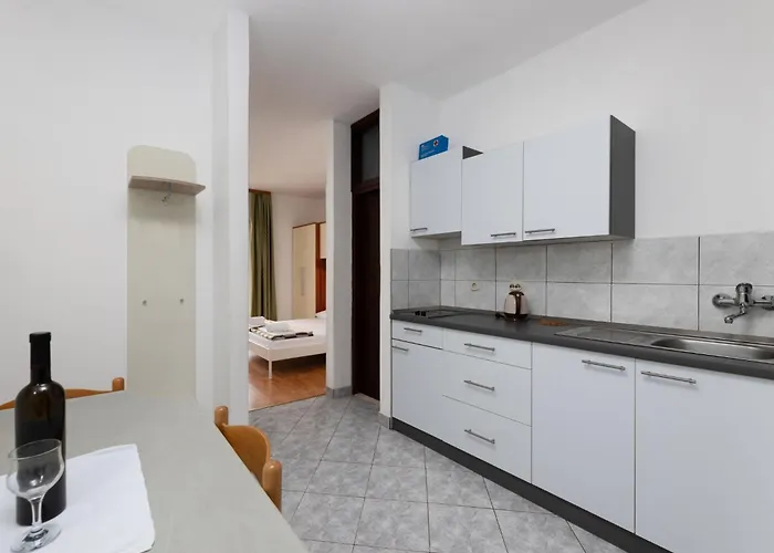 Apartamento Loncar-4 By Interhome